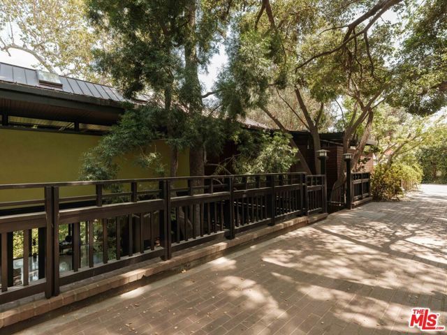 954 Hillside Terrace, Pasadena, CA 91105