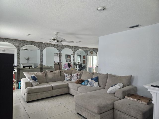 11441 NW 29th Manor, Sunrise, FL 33323