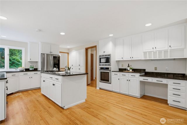 19745 NE 127th Place, Woodinville, WA 98077