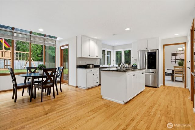 19745 NE 127th Place, Woodinville, WA 98077