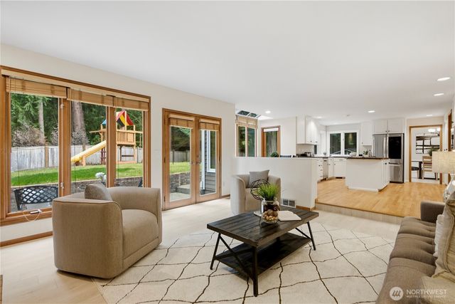 19745 NE 127th Place, Woodinville, WA 98077