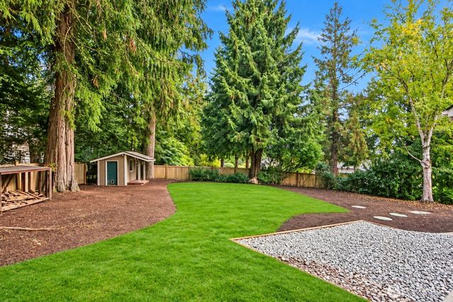 19745 NE 127th Place, Woodinville, WA 98077