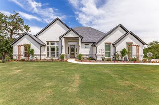 1165 Gonzollas Road, Springtown, TX 76082