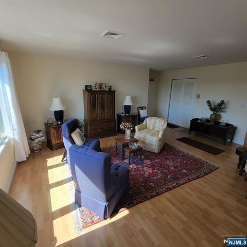 314 Palisade Avenue B4, Cliffside Park, NJ 07010