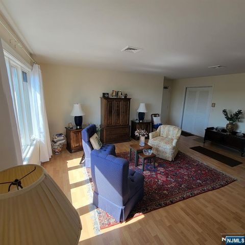 314 Palisade Avenue B4, Cliffside Park, NJ 07010