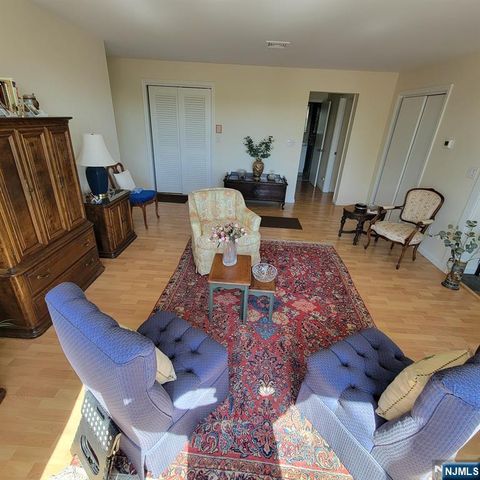 314 Palisade Avenue B4, Cliffside Park, NJ 07010