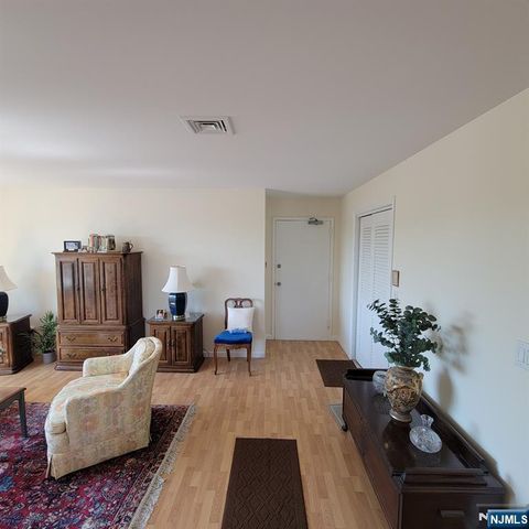 314 Palisade Avenue B4, Cliffside Park, NJ 07010