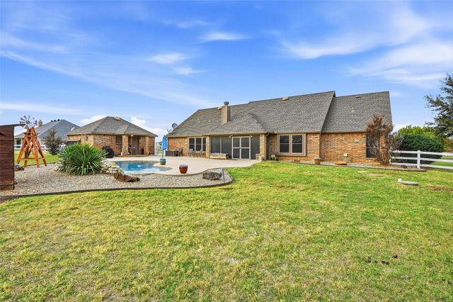2108 Meadow Springs Drive, Haslet, TX 76052
