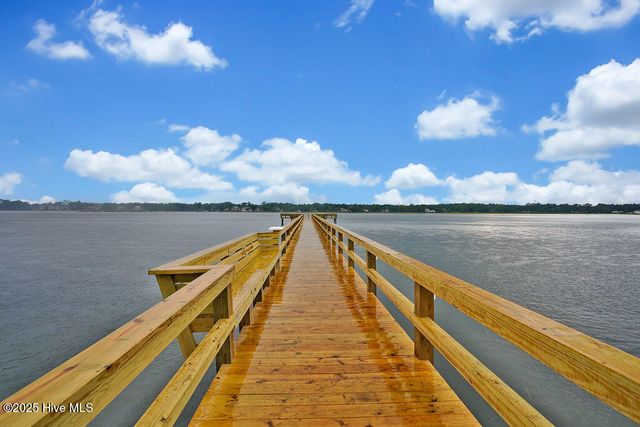 554 Captains Court SE, Bolivia, NC 28422