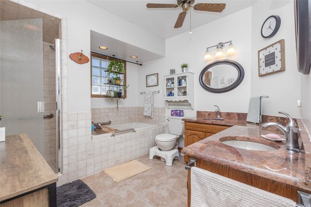 1717 45th Street, Des Moines, IA 50310