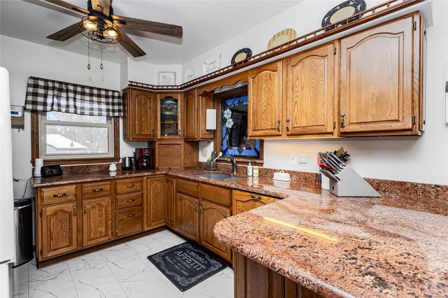 1717 45th Street, Des Moines, IA 50310