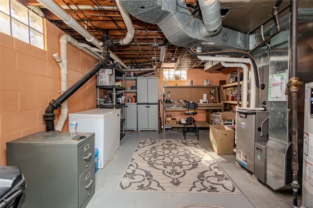 1717 45th Street, Des Moines, IA 50310