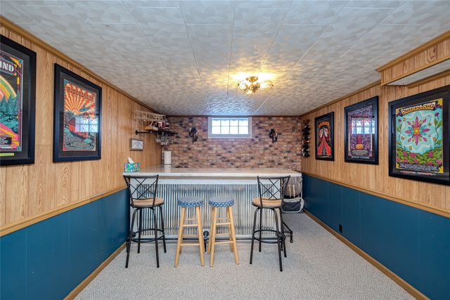 1717 45th Street, Des Moines, IA 50310