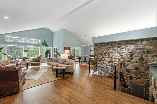 111 Mohawk Lane, Westminster, SC 29693