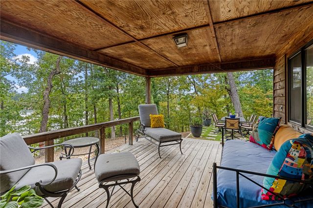 111 Mohawk Lane, Westminster, SC 29693