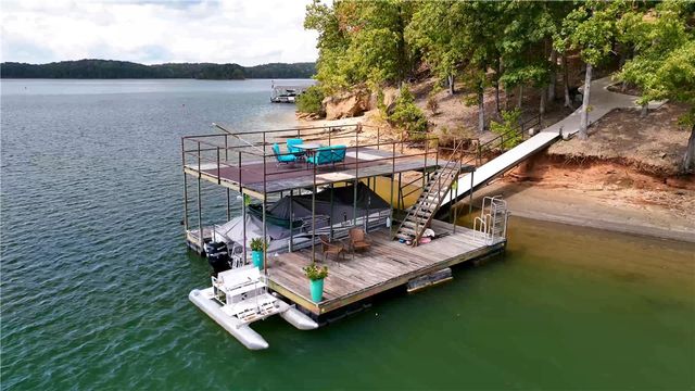 111 Mohawk Lane, Westminster, SC 29693