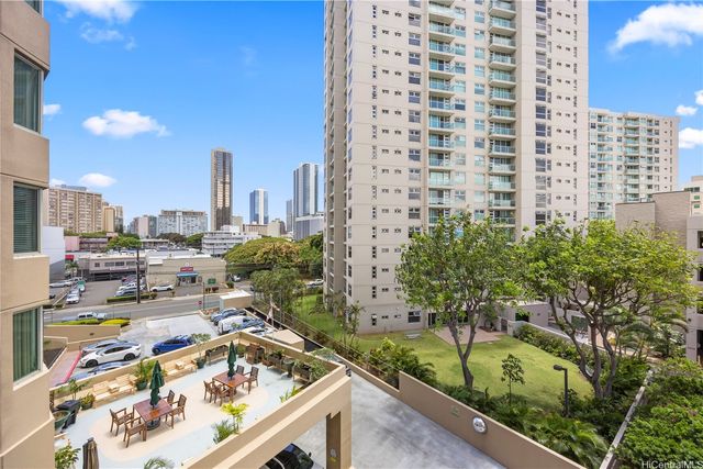 1314 Kalakaua Avenue 410, Honolulu, HI 96826