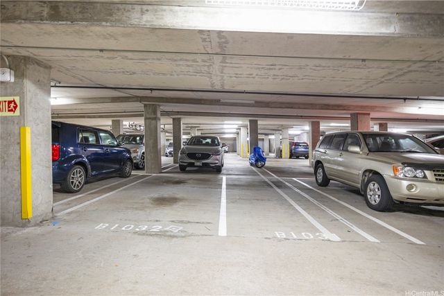1314 Kalakaua Avenue 410, Honolulu, HI 96826