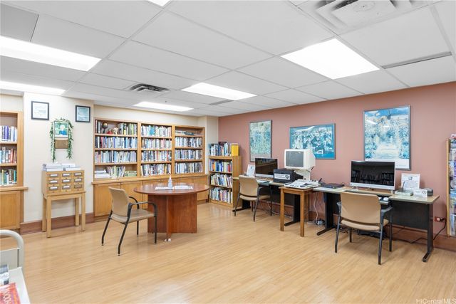 1314 Kalakaua Avenue 410, Honolulu, HI 96826