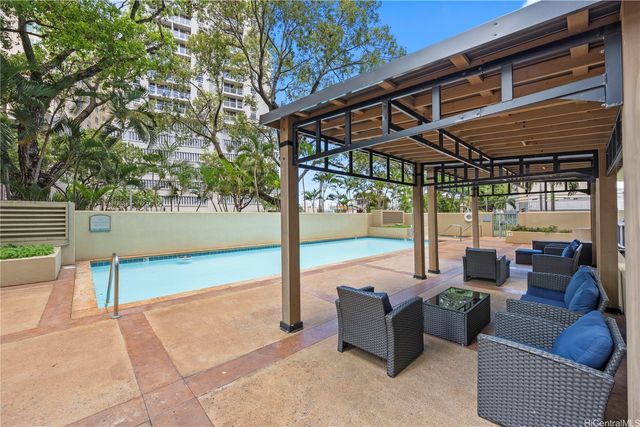 1314 Kalakaua Avenue 410, Honolulu, HI 96826
