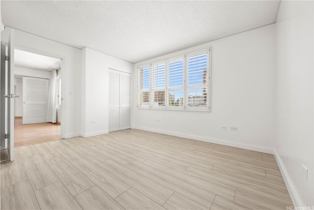 1314 Kalakaua Avenue 410, Honolulu, HI 96826