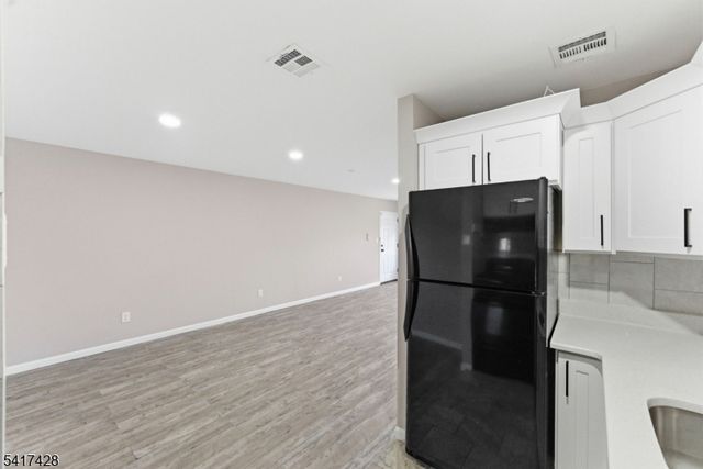 100 Watsessing Ave 5, Bloomfield Twp., NJ 07003