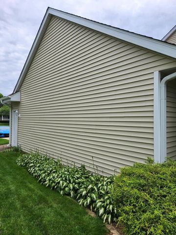 1021 Burnwyck Drive, Janesville, WI 53546