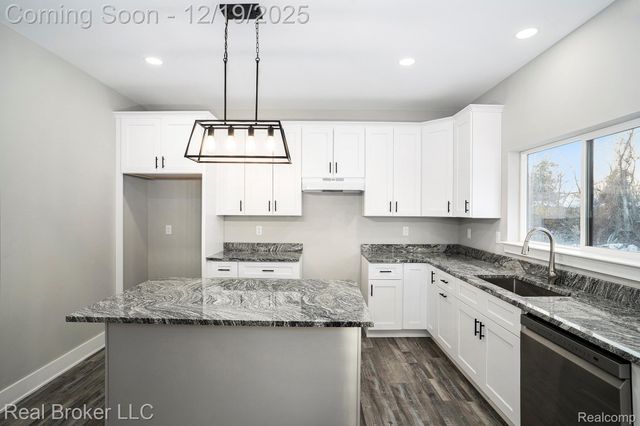 34367 Union Lake Road, Clinton Charter Township, MI 48035