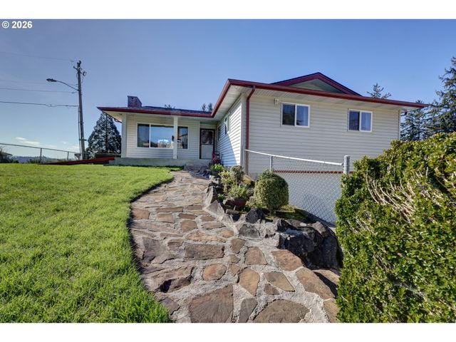 395 CUMBERLAND St, Astoria, OR 97103