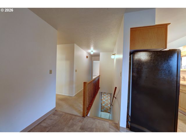 395 CUMBERLAND St, Astoria, OR 97103