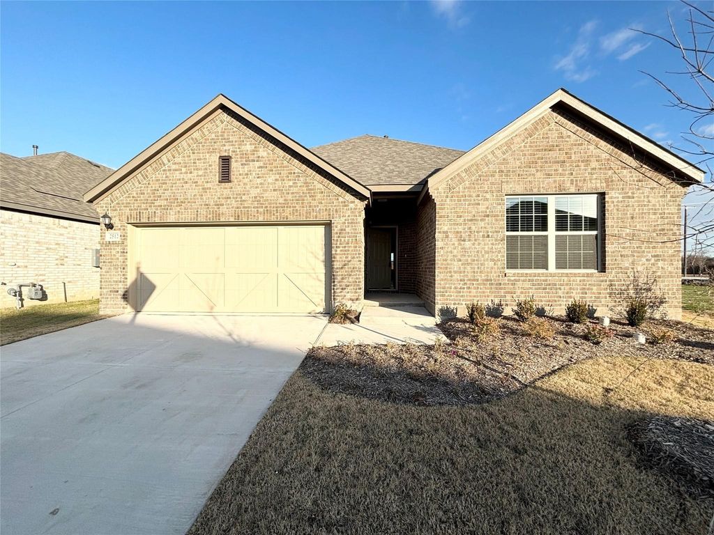 2512 Rambling Road, Celina, TX 75009