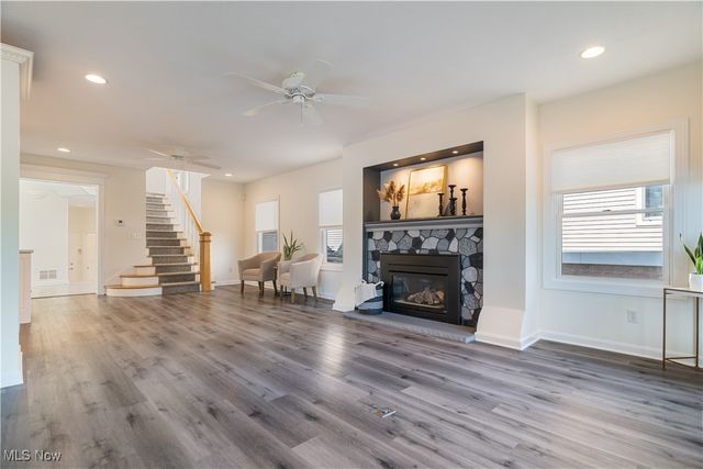 259 Oak Drive NW, North Canton, OH 44720