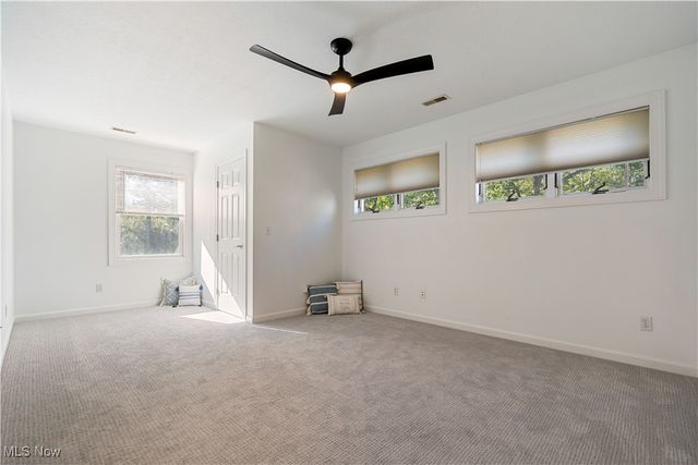 259 Oak Drive NW, North Canton, OH 44720