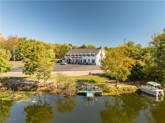 259 Oak Drive NW, North Canton, OH 44720