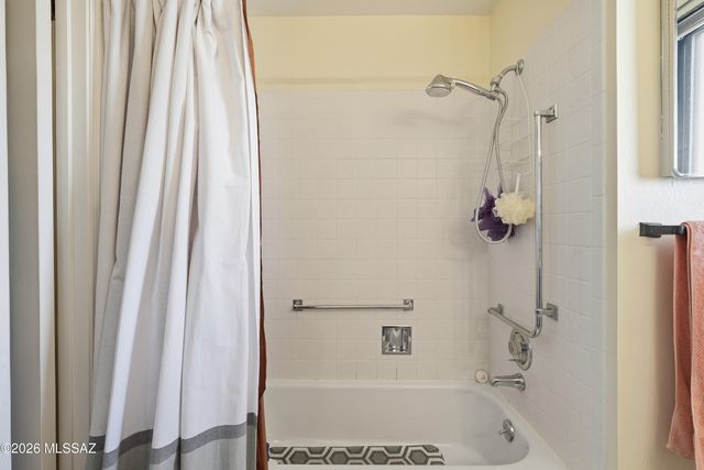 302 S Paseo Aguila Unit C, Green Valley, AZ 85614