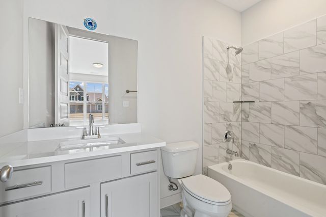 5048 FAIRY MEADOW CV, Arlington, TN 38002