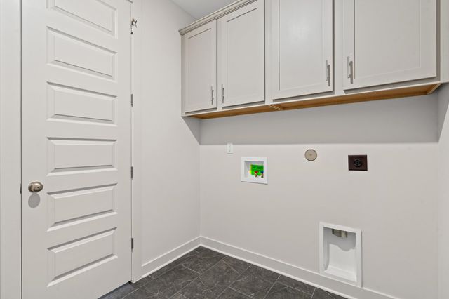 5048 FAIRY MEADOW CV, Arlington, TN 38002