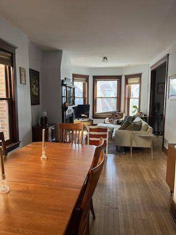 3750 N Hermitage Avenue, Chicago, IL 60613