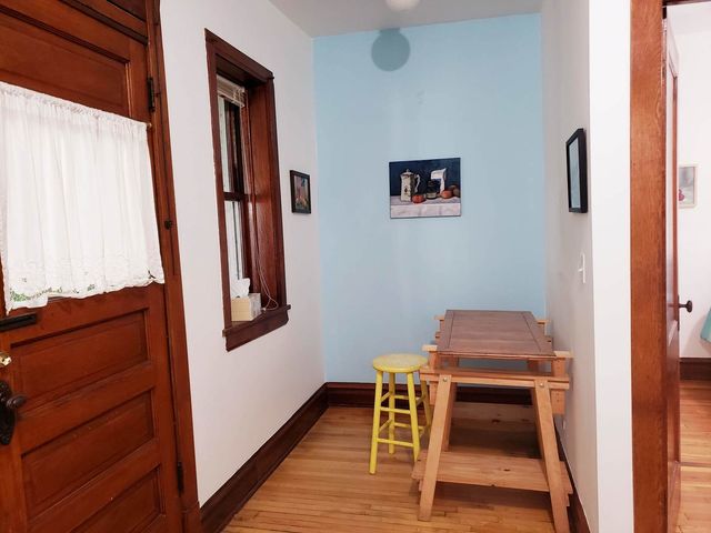 3750 N Hermitage Avenue, Chicago, IL 60613