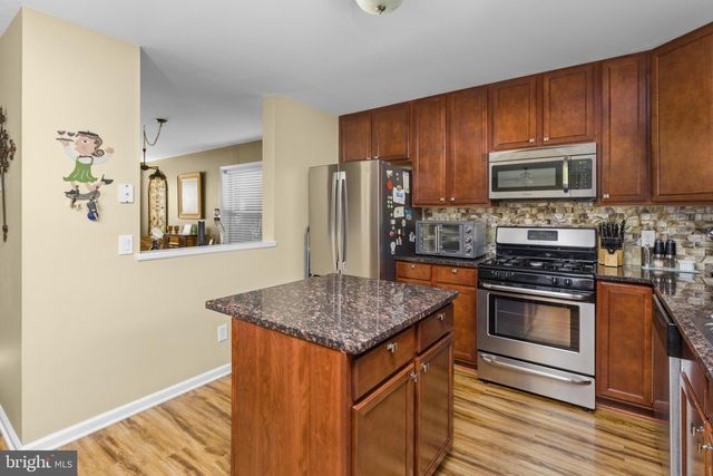 312 SANDALWOOD AVE, Hamilton, NJ 08619