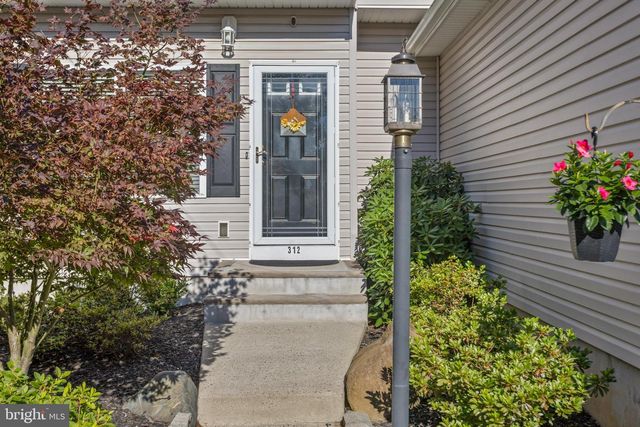 312 SANDALWOOD AVE, Hamilton, NJ 08619