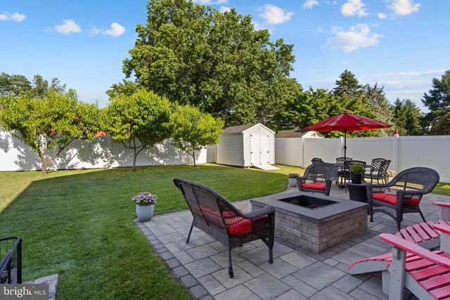 312 SANDALWOOD AVE, Hamilton, NJ 08619
