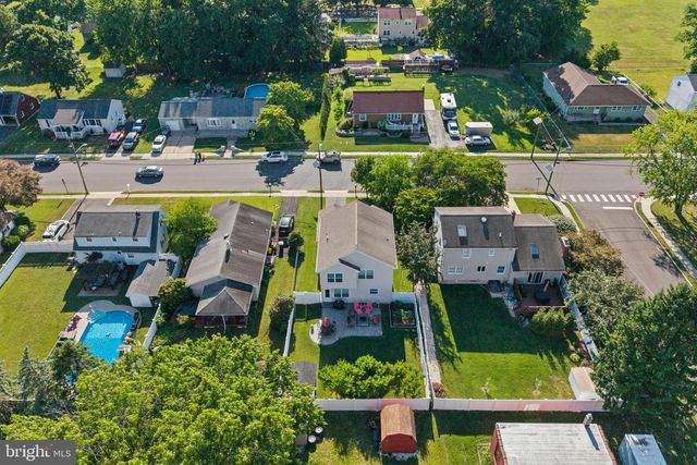 312 SANDALWOOD AVE, Hamilton, NJ 08619