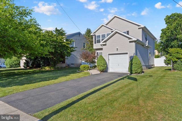 312 SANDALWOOD AVE, Hamilton, NJ 08619