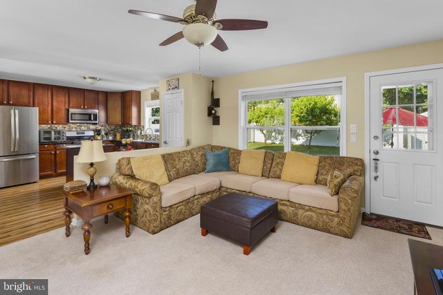 312 SANDALWOOD AVE, Hamilton, NJ 08619