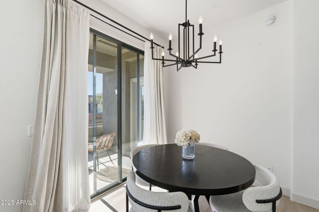 19550 N GRAYHAWK Drive 2060, Scottsdale, AZ 85255