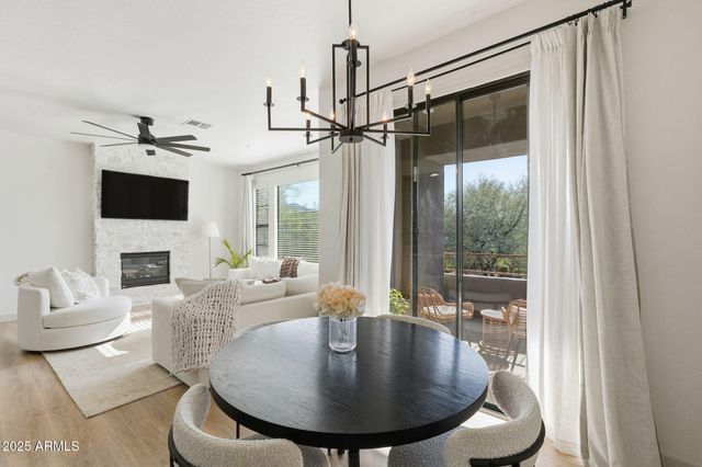 19550 N GRAYHAWK Drive 2060, Scottsdale, AZ 85255