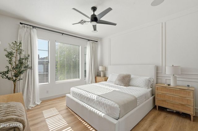 19550 N GRAYHAWK Drive 2060, Scottsdale, AZ 85255