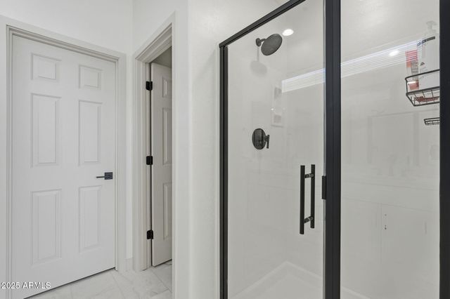 19550 N GRAYHAWK Drive 2060, Scottsdale, AZ 85255