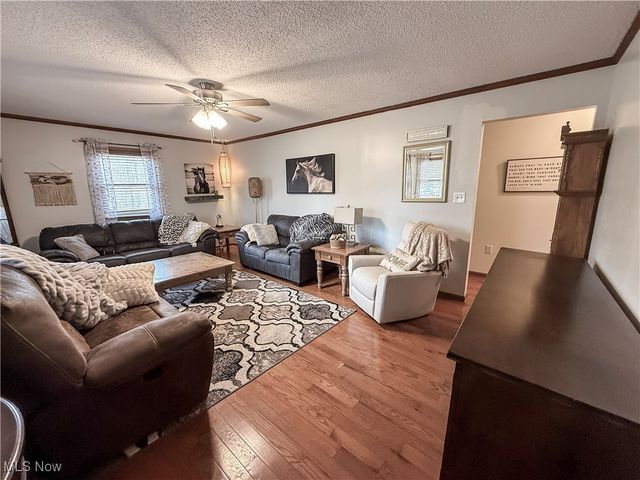 202 Forest Drive, Parkersburg, WV 26104